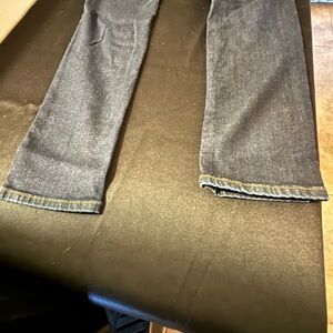 Else skinny jeans with a lil stretch